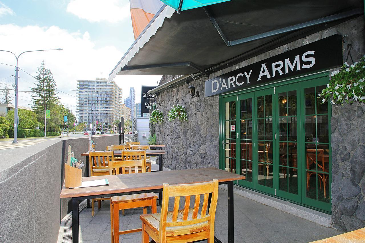 Darcy Arms Hotel Motel Gold Coast Exterior foto