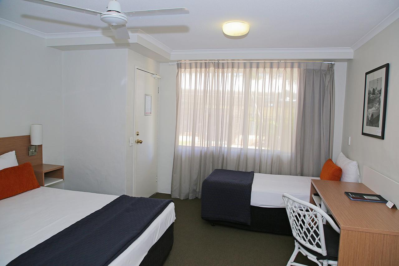 Darcy Arms Hotel Motel Gold Coast Exterior foto