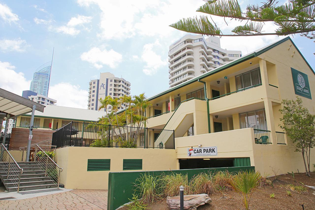 Darcy Arms Hotel Motel Gold Coast Exterior foto