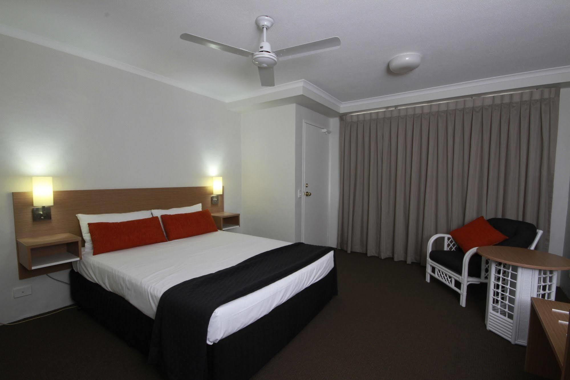 Darcy Arms Hotel Motel Gold Coast Exterior foto