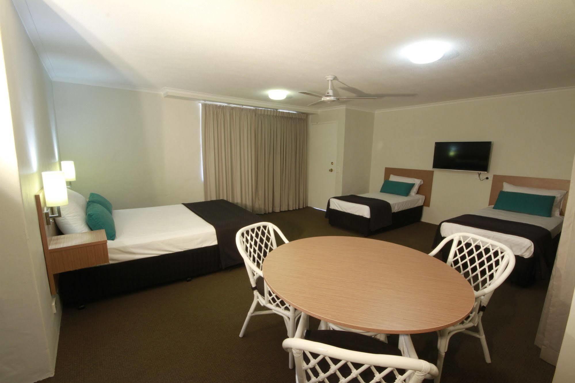 Darcy Arms Hotel Motel Gold Coast Exterior foto