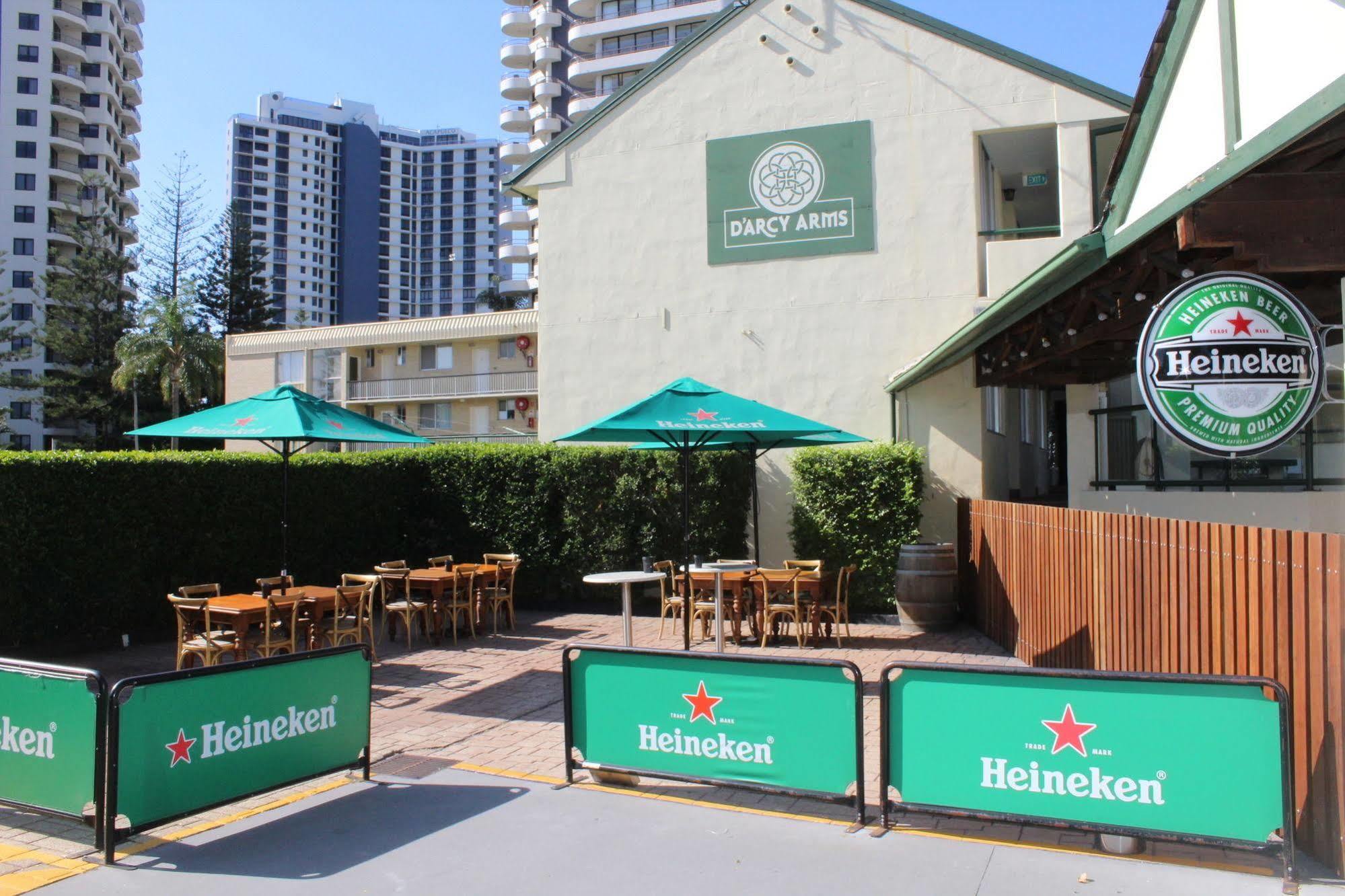 Darcy Arms Hotel Motel Gold Coast Exterior foto